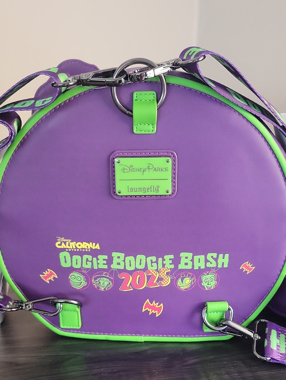 Loungefly - Disney Oogie Boogie Bash 2025 Round Crossbody Bag - Picture 4 of 12